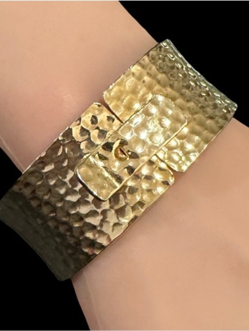 Hammered Gold-Tone Hinged Bracelet With Textured Design & Secure Closure